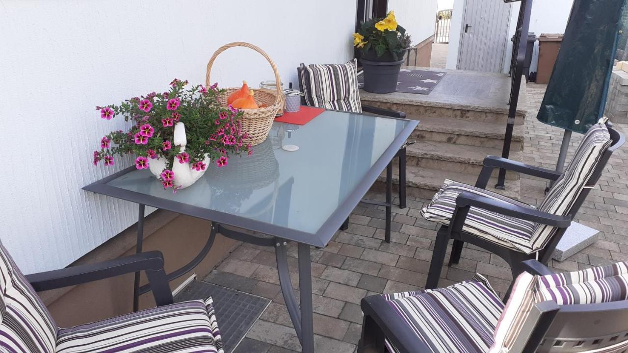 Ferienwohnung Seegarten Waldbuttelbrunn エクステリア 写真